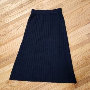 Gentle Herd Cashmere Midi Skirt size medium black